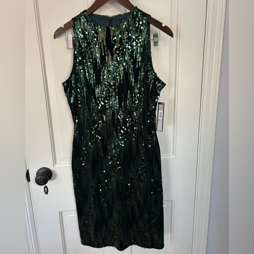 Tahari green sequined dress size 6